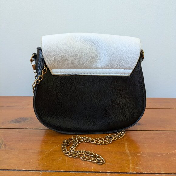 Black White Clutch with Gold Chain - Picture 2 of 3